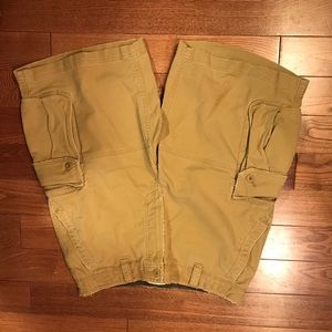 GAP cargo shorts